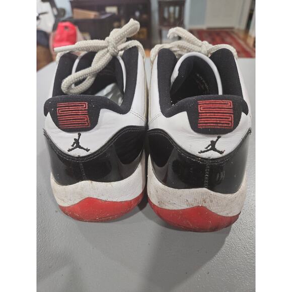 Air Jordan 11 Low Concord Bred AV2187-160 Mens Size 9 Black Red main image 4